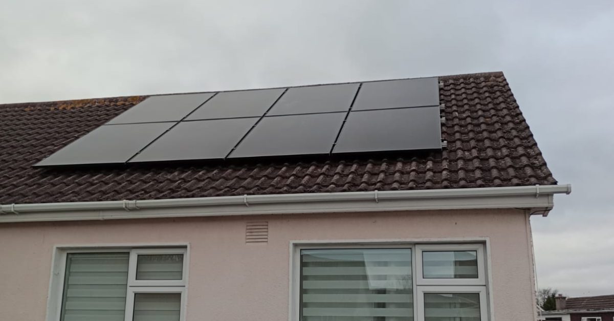 Installation of photovoltaic panels for electricity