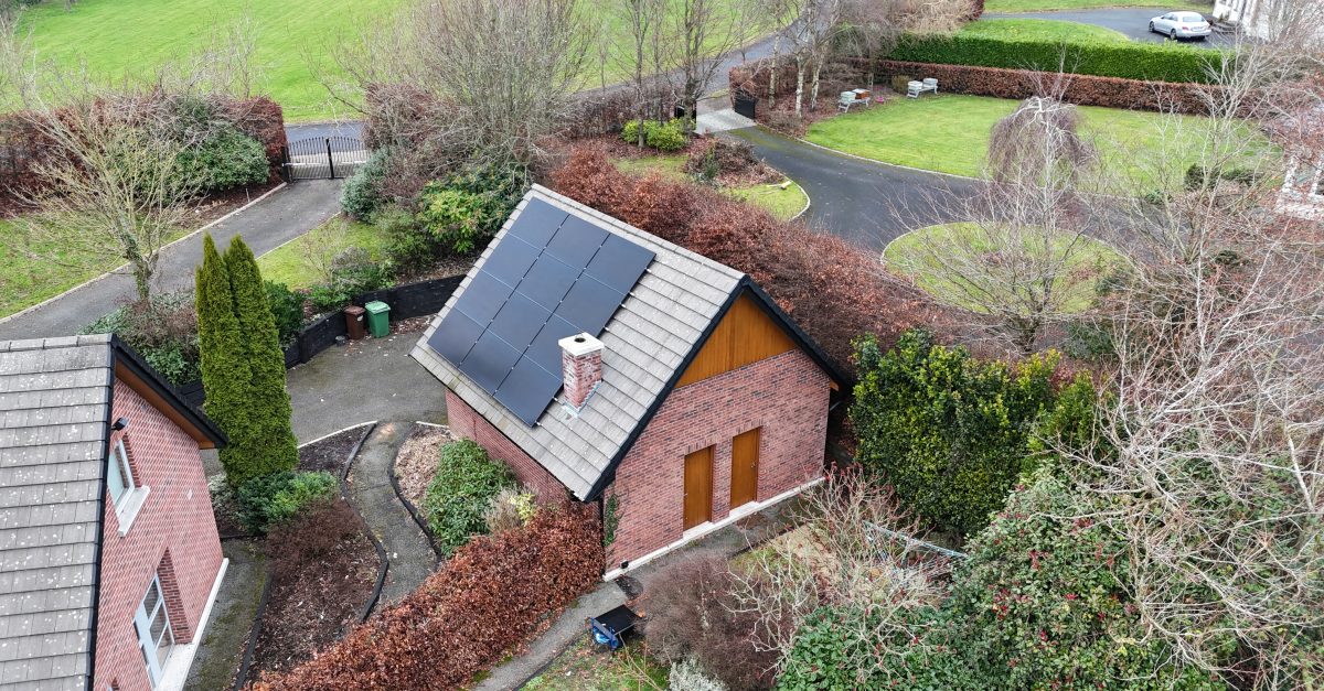 Hybrid PV solar panel