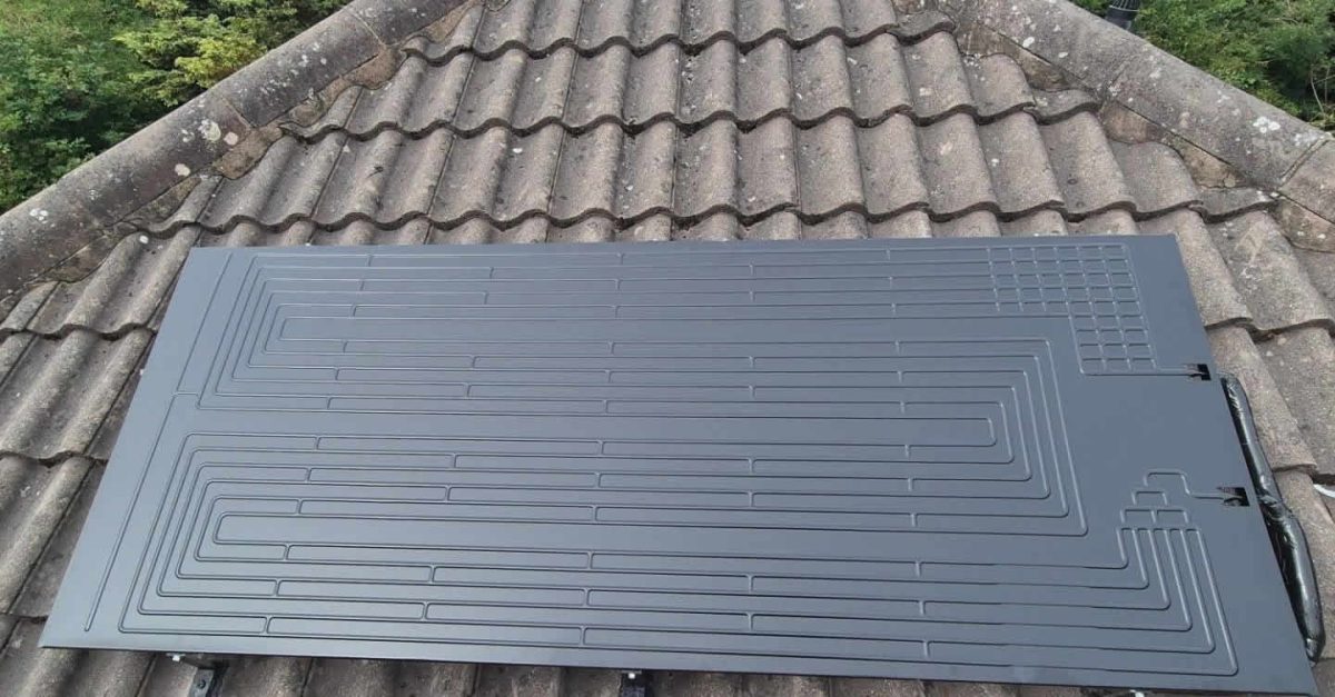 A professional thermodynamic solar panel installation